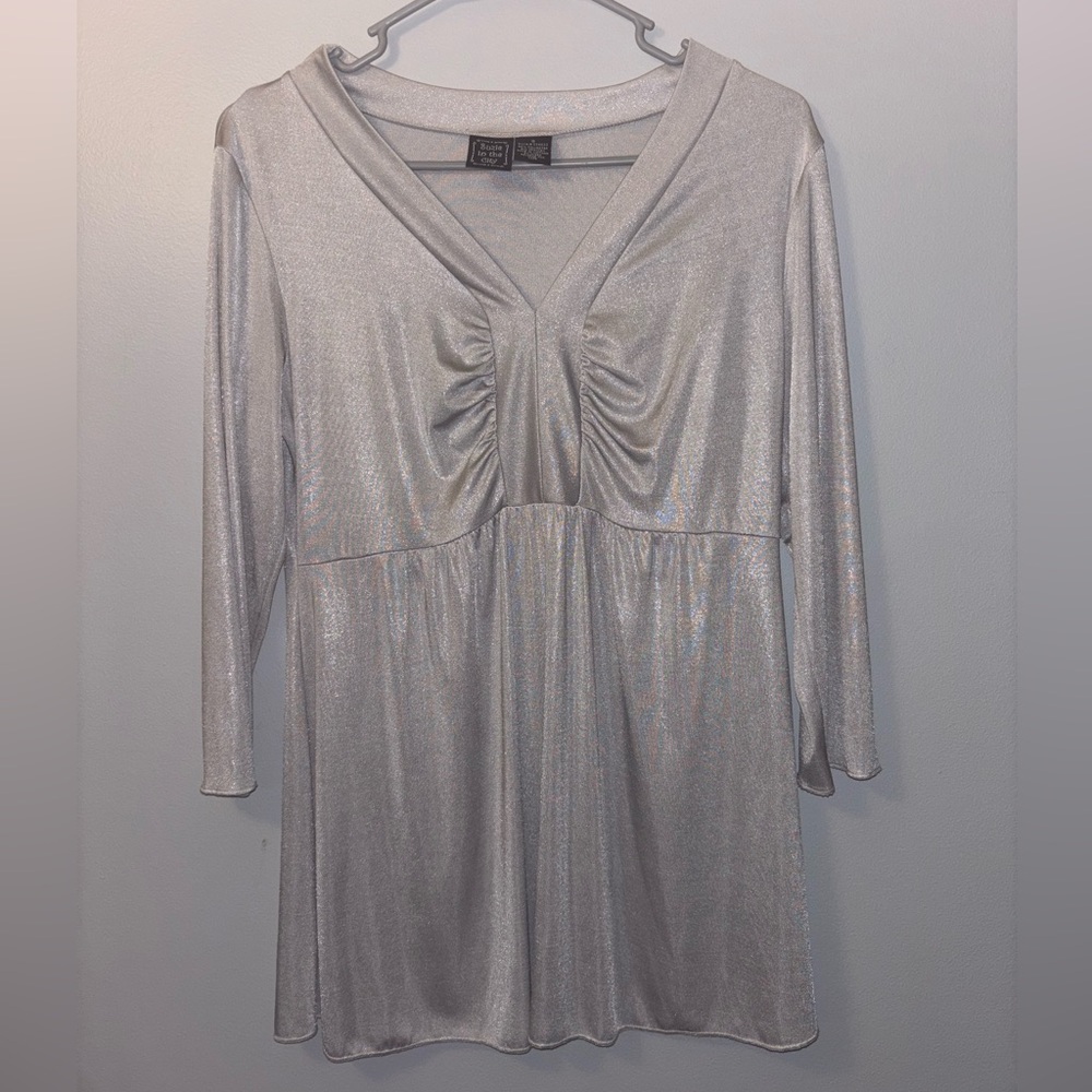 🩶Suzie In The City Silver Shimmer V-Neck Tunic